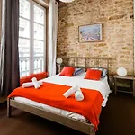 Constantine Terreaux Apartamento